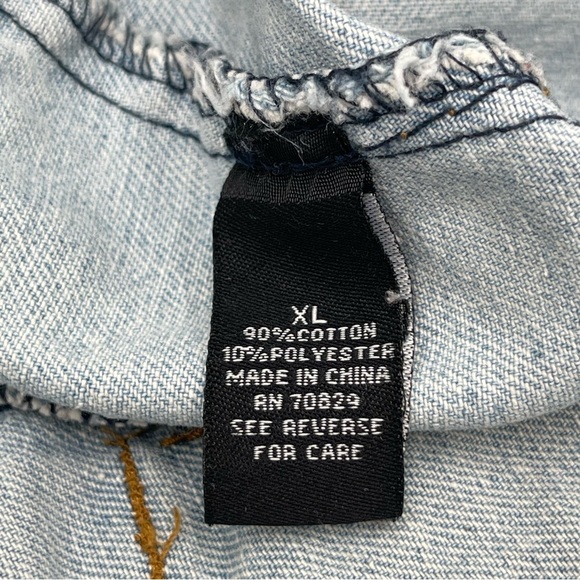 Carbon Savage Denim Jean Jacket Adult XL X-Large Embroidered Dragon Roses - Picture 7 of 14